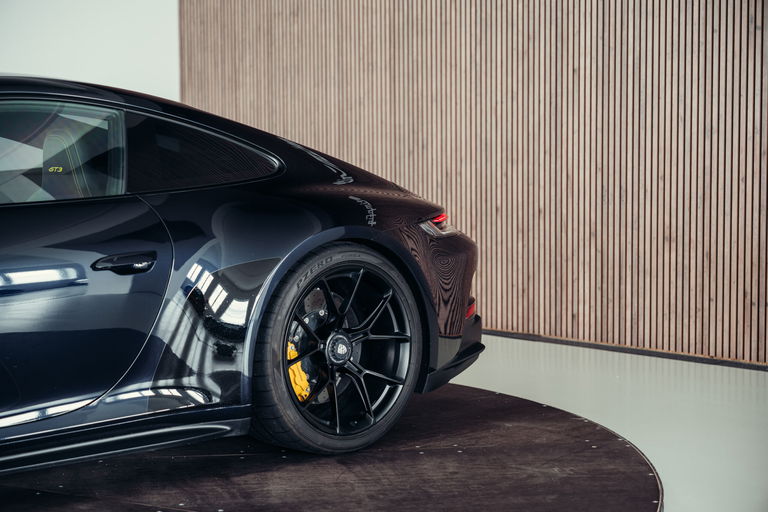 Porsche 992 GT3 Touring