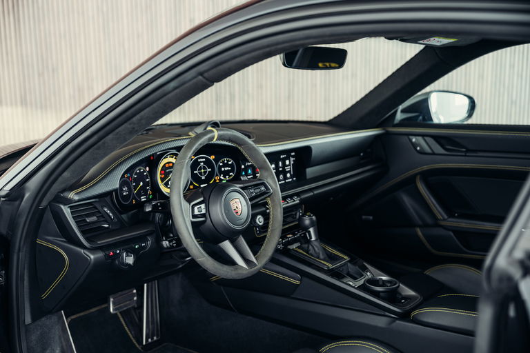 Porsche 992 GT3 Touring