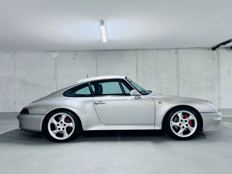 Porsche 993 Carrera 4S