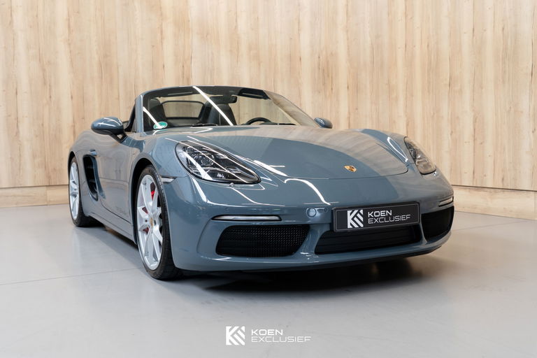Porsche 718 Boxster S