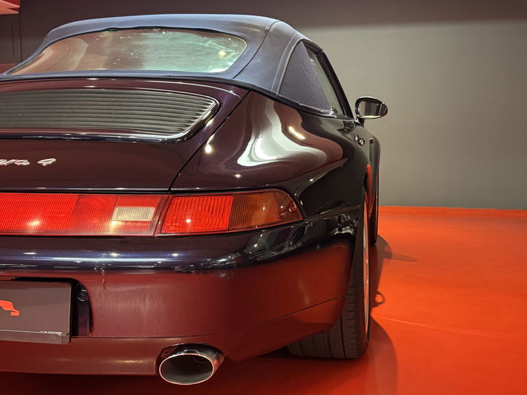 Porsche 993 Carrera 4