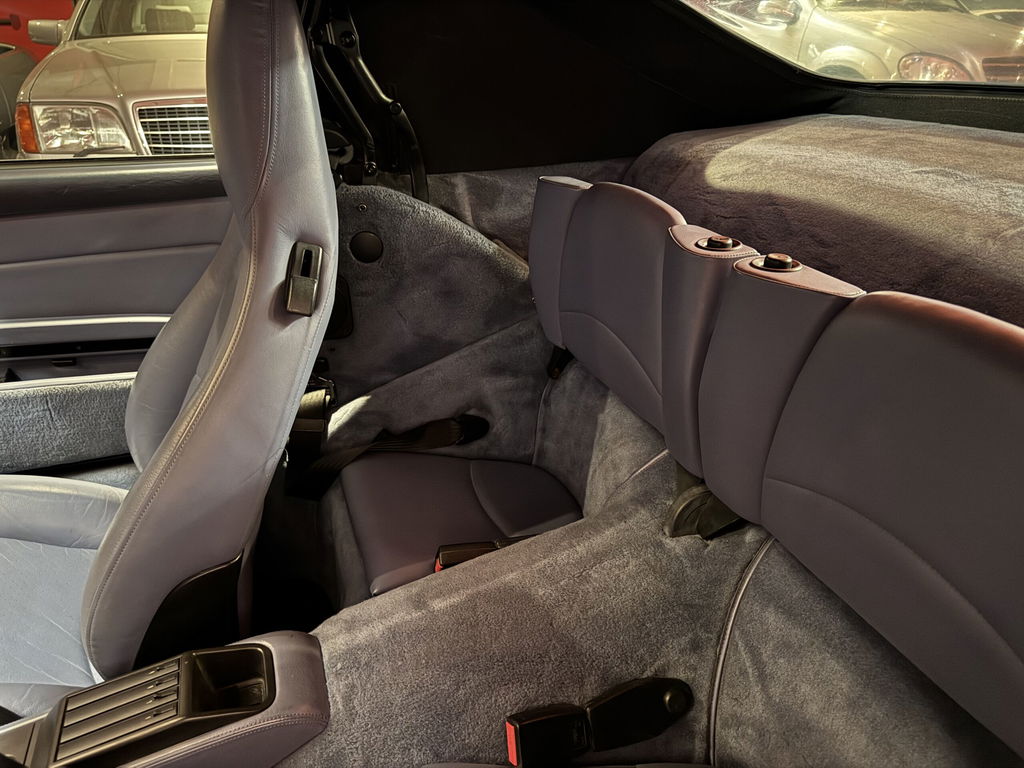 Porsche 993 Carrera 4