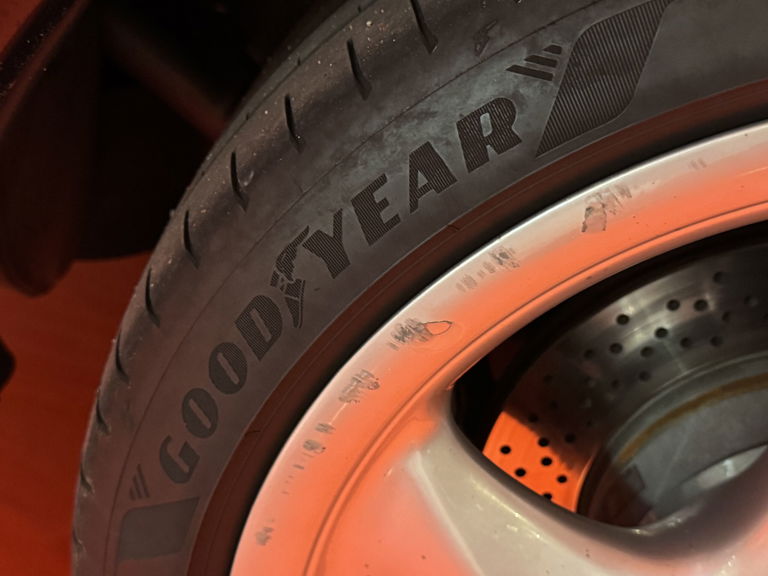 Porsche 993 Carrera 4