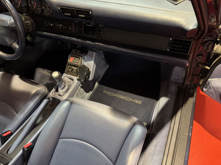 Porsche 993 Carrera 4