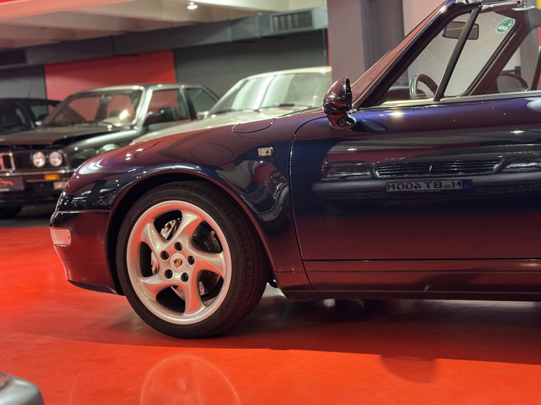 Porsche 993 Carrera 4