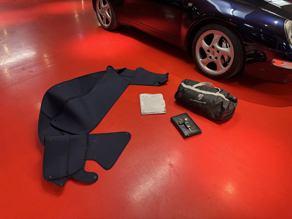 Porsche 993 Carrera 4