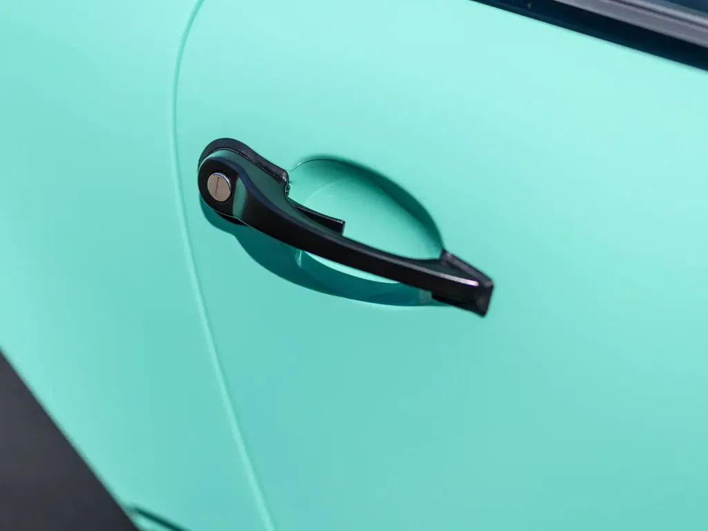 Porsche 911 TAG Turbo by Lanzante