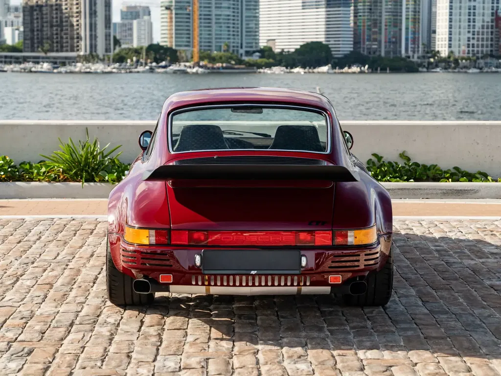 Porsche RUF CTR “Yellowbird”