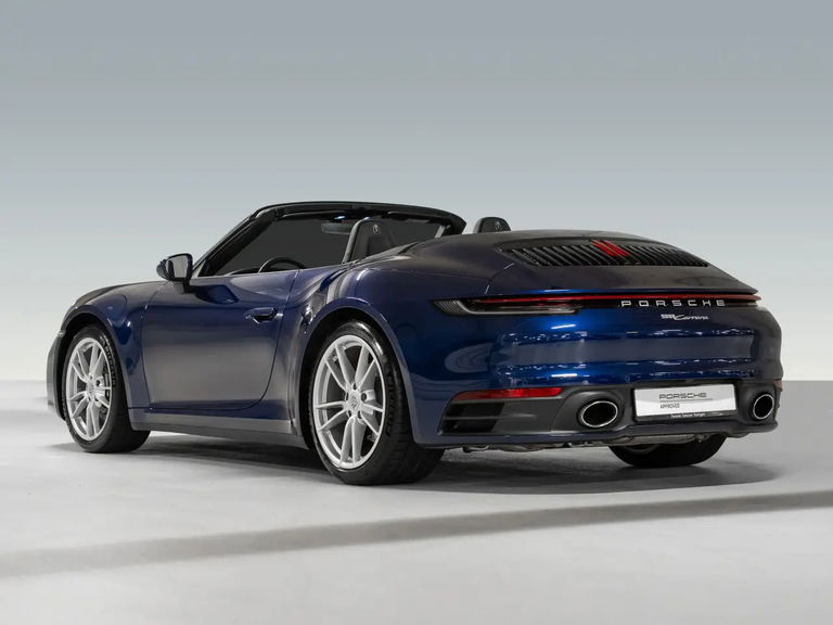 Porsche 992 Carrera