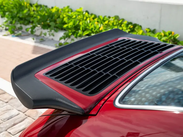 Porsche RUF CTR “Yellowbird”