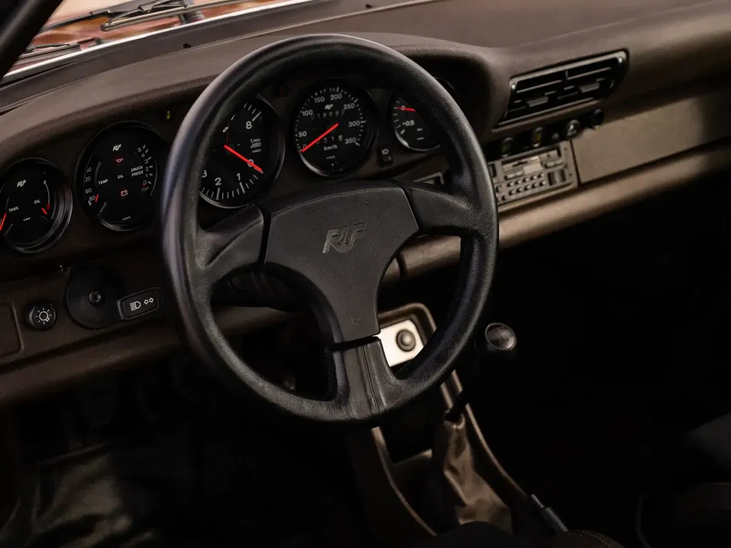 Porsche RUF CTR “Yellowbird”