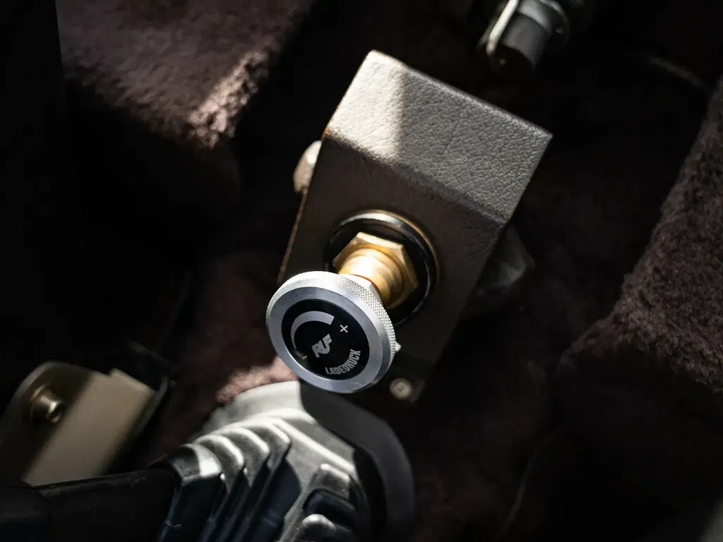 Porsche RUF CTR “Yellowbird”