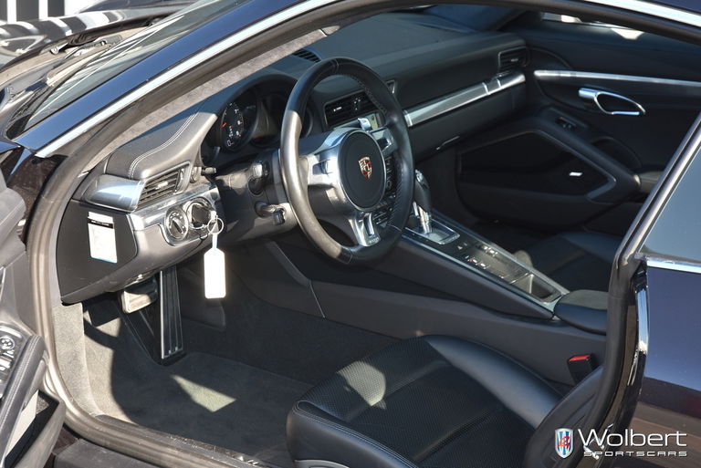 Porsche 991 Carrera Black Edition