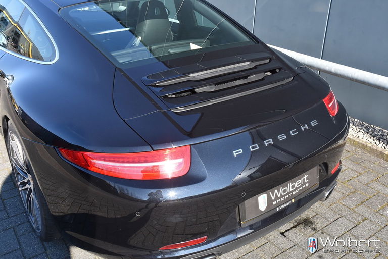 Porsche 991 Carrera Black Edition