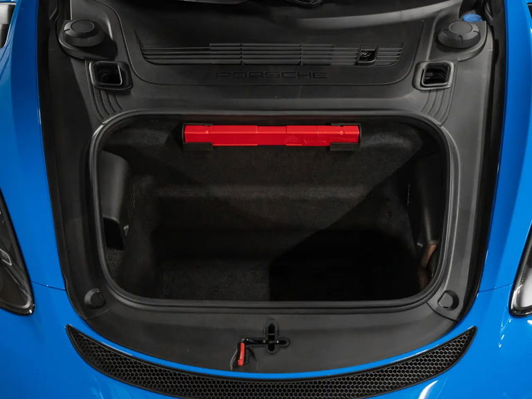 Porsche 718 Cayman GT4 RS