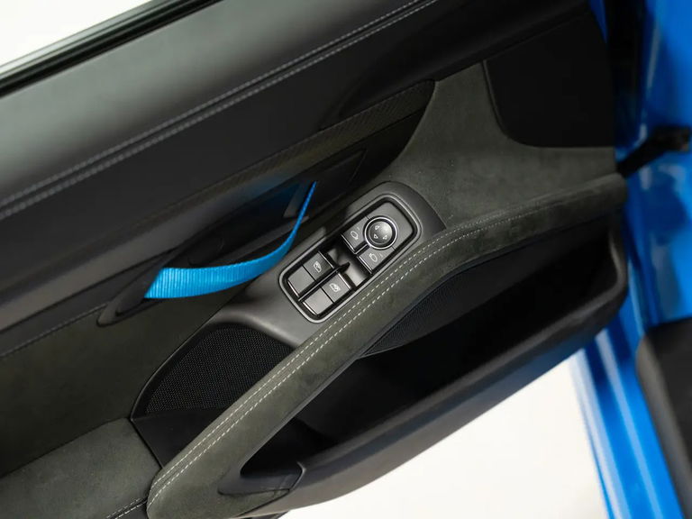 Porsche 718 Cayman GT4 RS