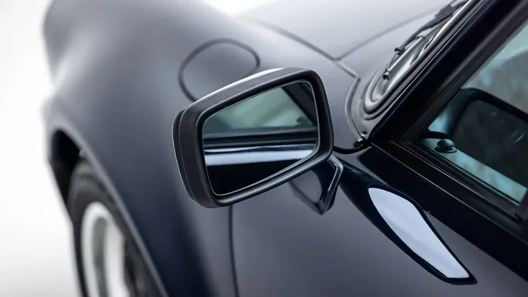 Porsche 911 Turbo 3.3 (US)