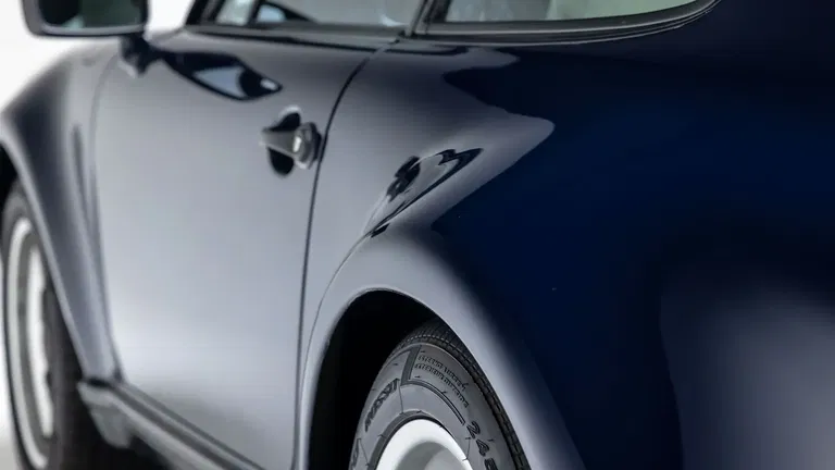 Porsche 911 Turbo 3.3 (US)