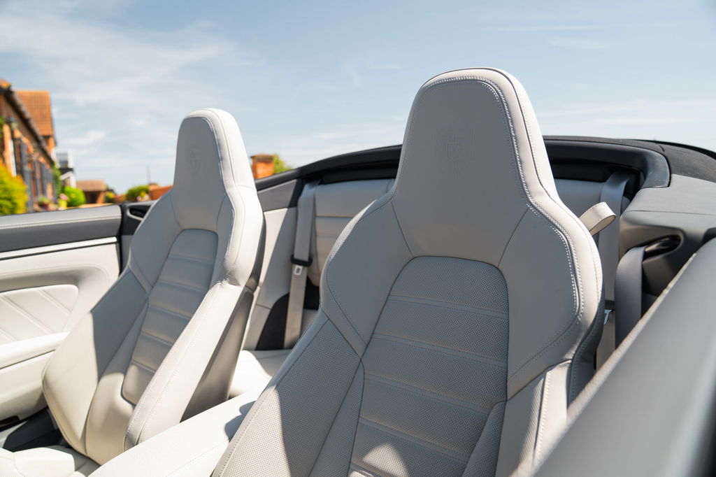 Porsche 992 Carrera S