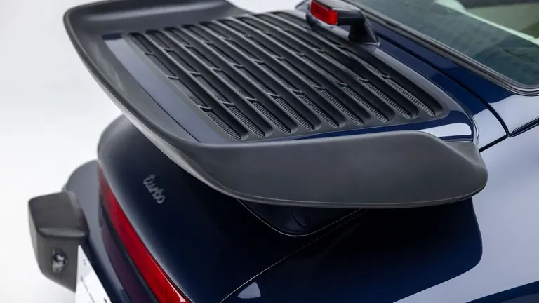 Porsche 911 Turbo 3.3 (US)