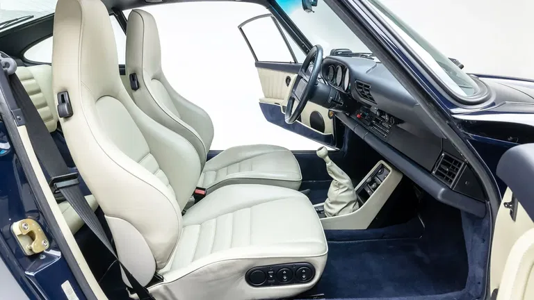 Porsche 911 Turbo 3.3 (US)