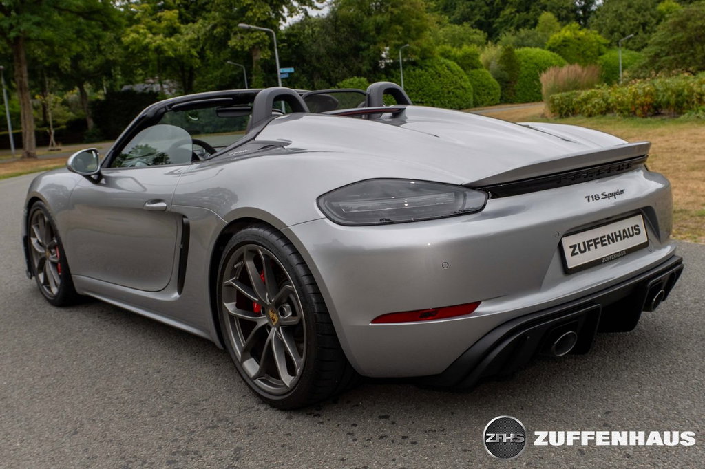 Porsche 718 Spyder