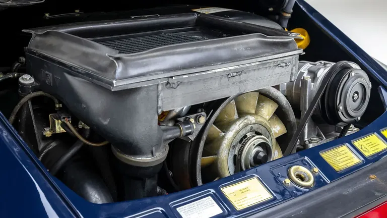 Porsche 911 Turbo 3.3 (US)