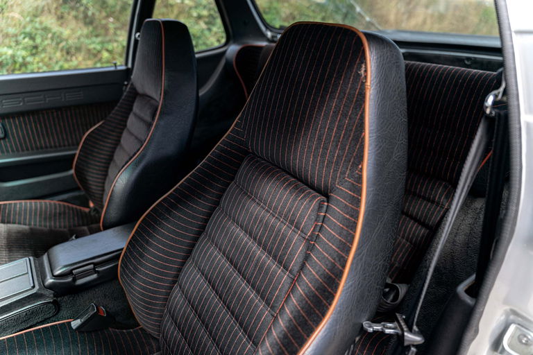 Porsche 924 Carrera GT