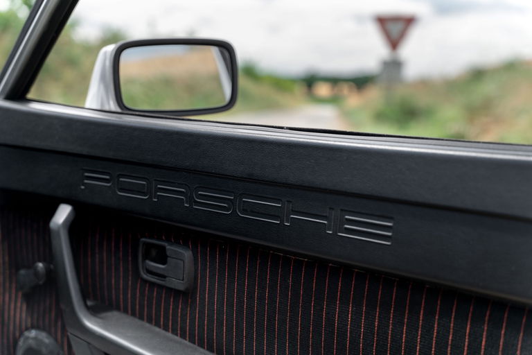 Porsche 924 Carrera GT