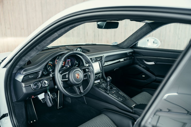 Porsche 911 R