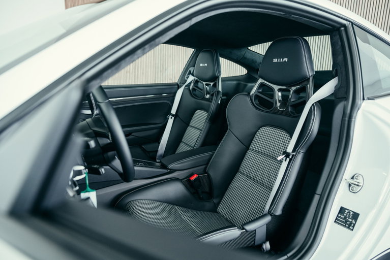 Porsche 911 R