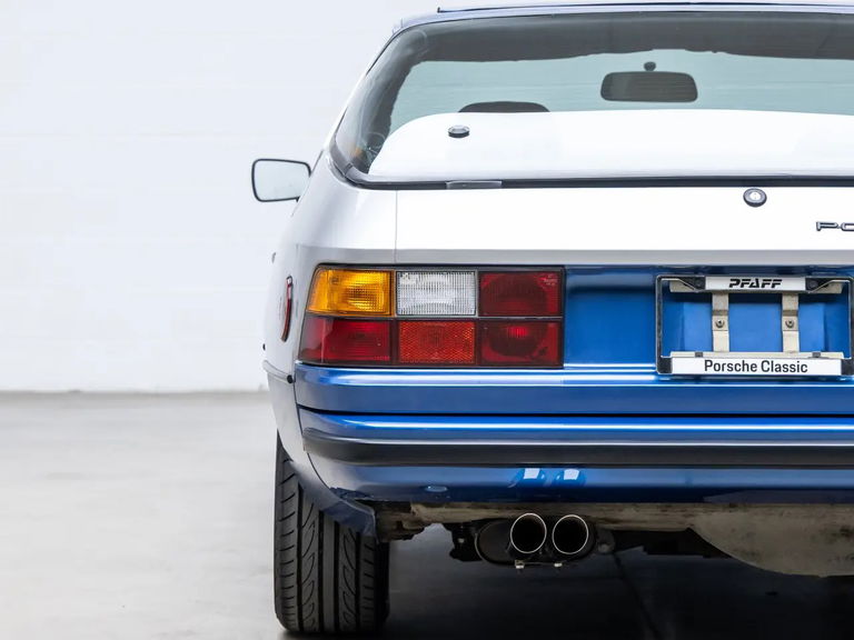 Porsche 924