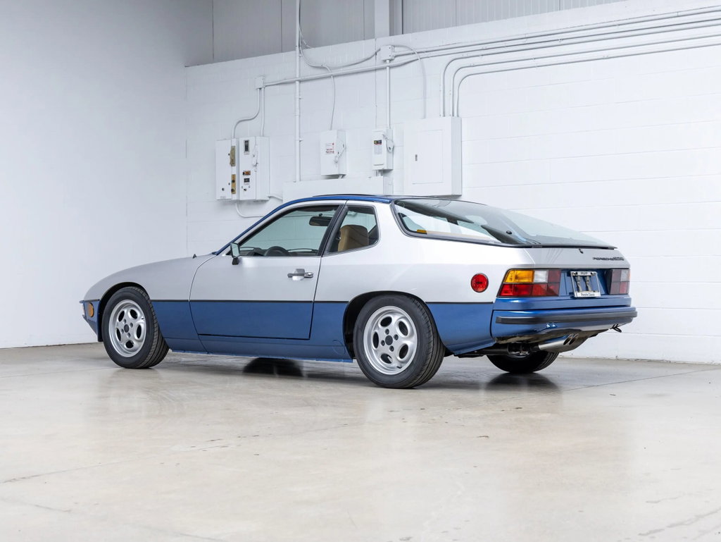 Porsche 924