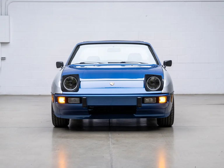 Porsche 924