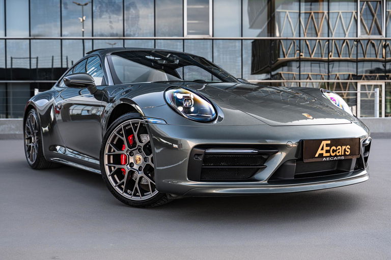 Porsche 992 Carrera 4S