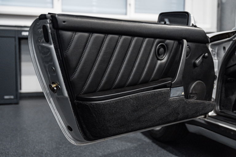 Porsche 911 Carrera 3.2 Speedster