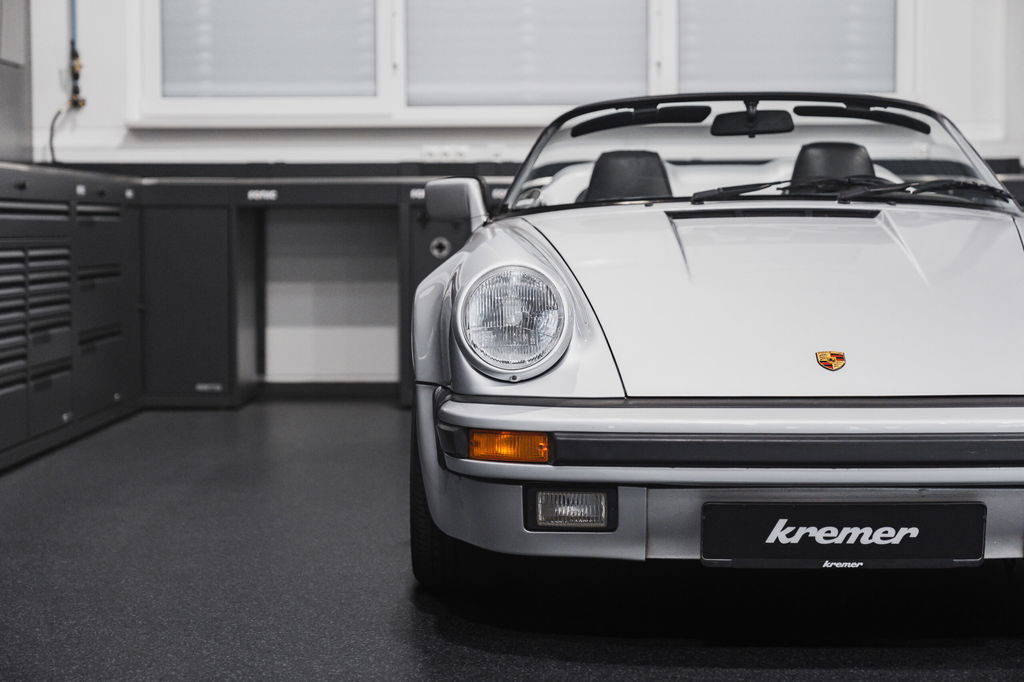 Porsche 911 Carrera 3.2 Speedster