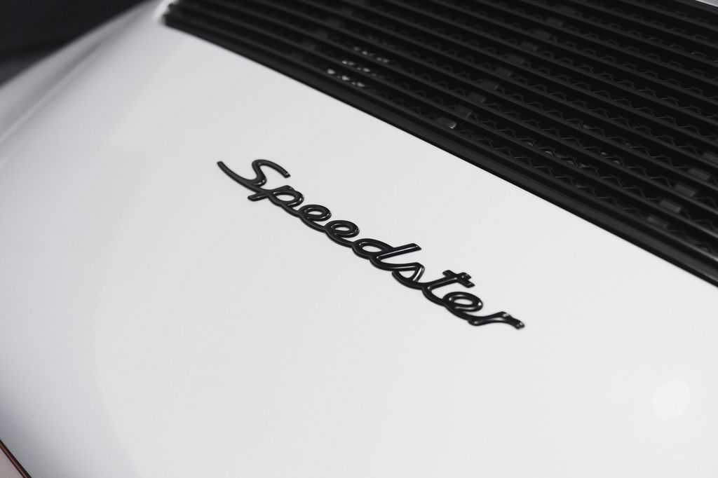 Porsche 911 Carrera 3.2 Speedster