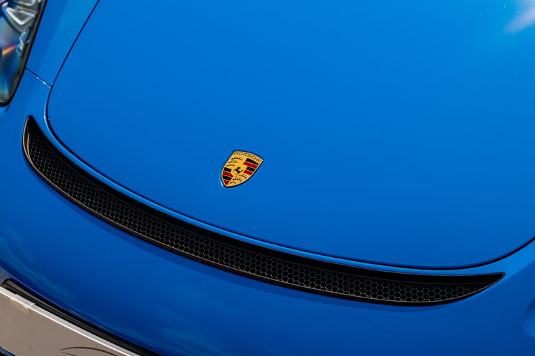 Porsche 718 Cayman GT4