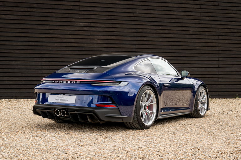 Porsche 992 GT3 Touring