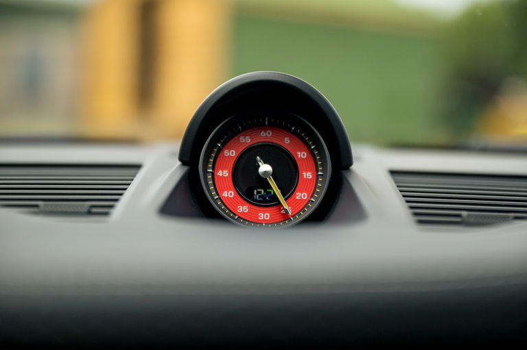 Porsche 992 GT3 Touring