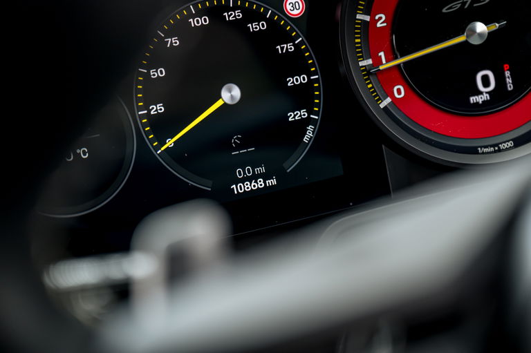 Porsche 992 GT3 Touring