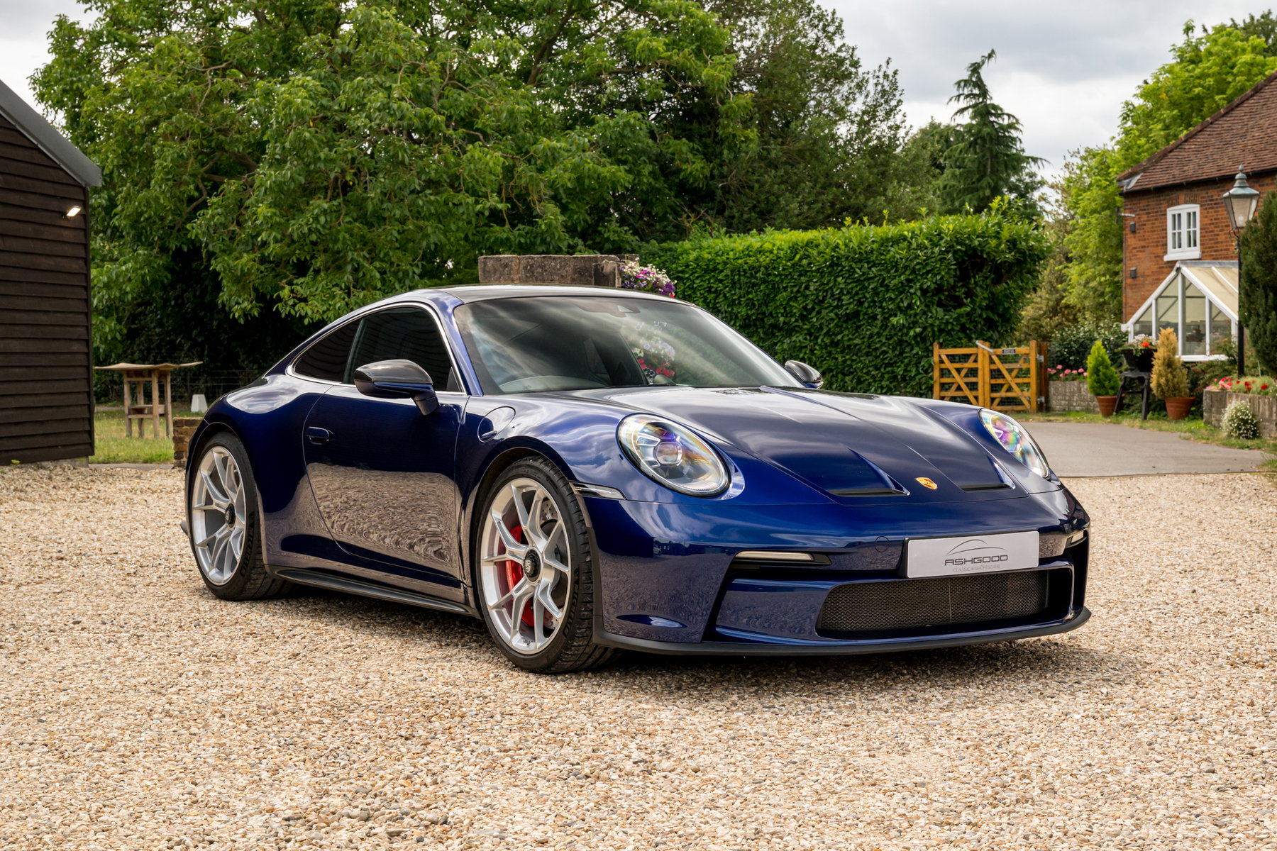 ブルー Porsche 992 GT3 Touring 2022 - elferspot.com - Marketplace for