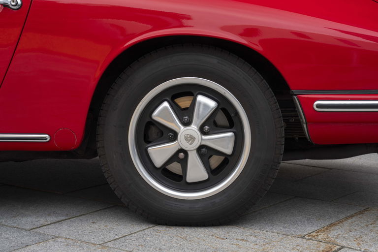 Porsche 911 (F-Modell)