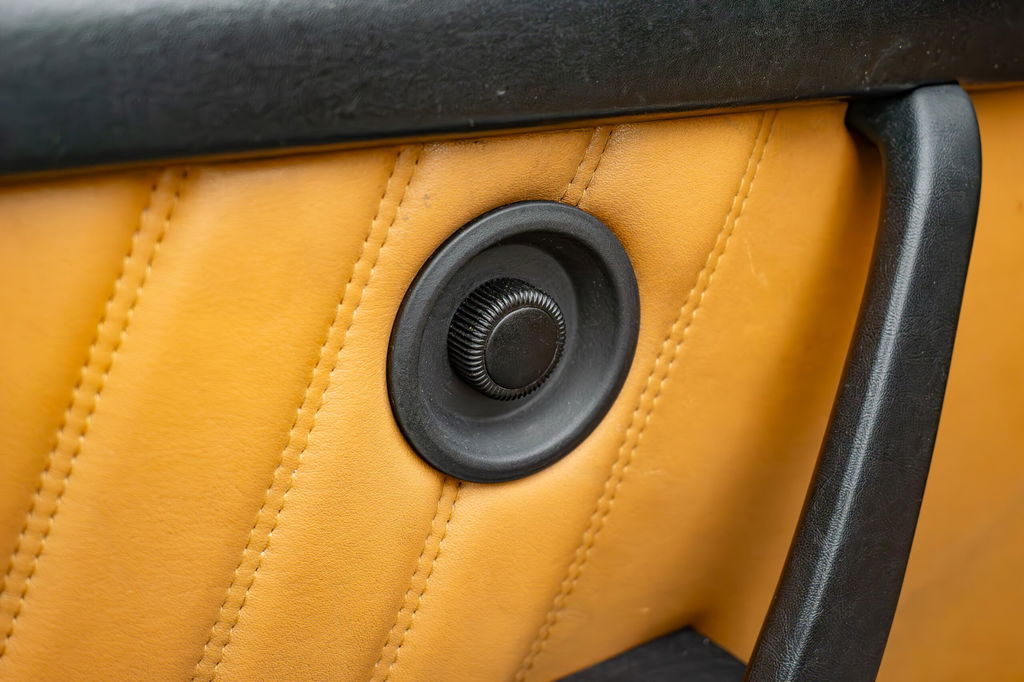 Porsche 911 Turbo 3.3 (US)