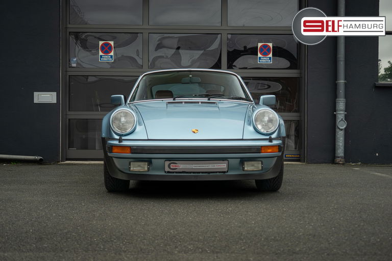 Porsche 911 Turbo 3.3 (US)