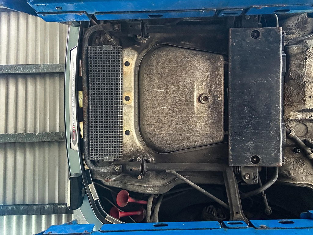 Porsche 911 Turbo 3.3 (US)