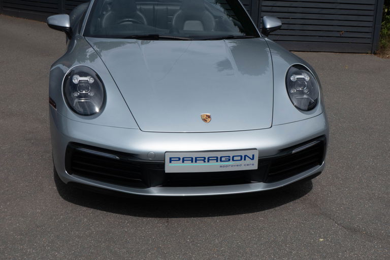 Porsche 992 Carrera 4S