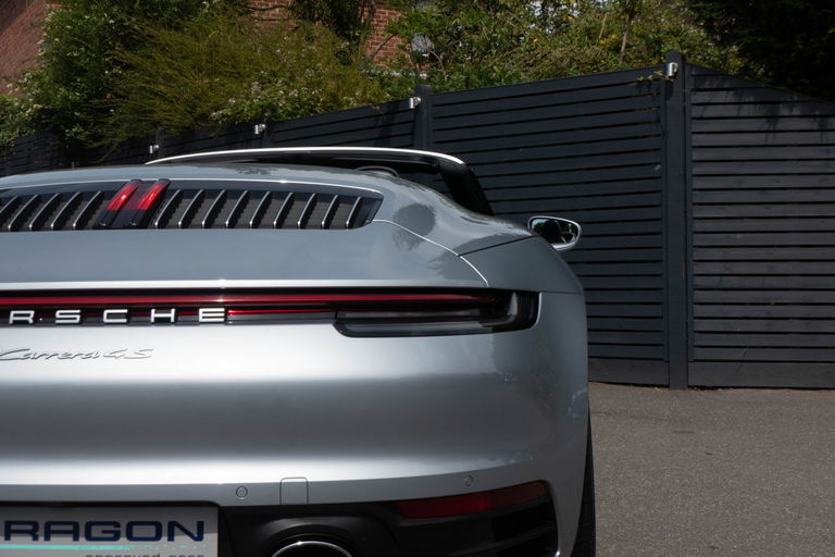 Porsche 992 Carrera 4S