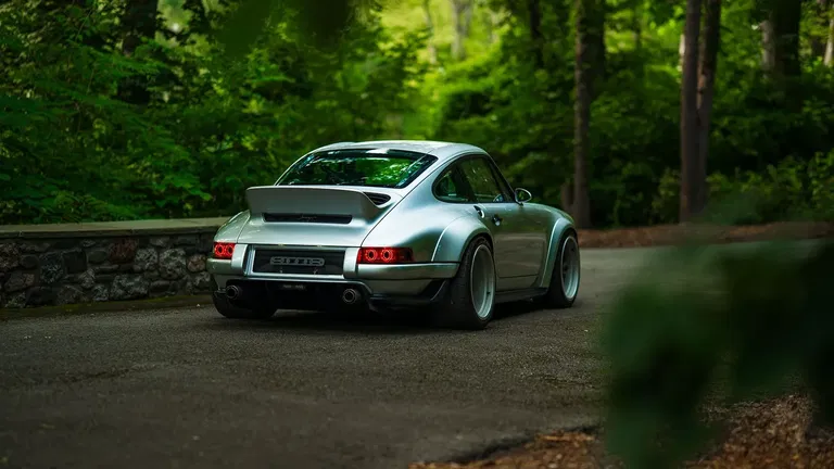 Porsche 911 Reimagined by Singer